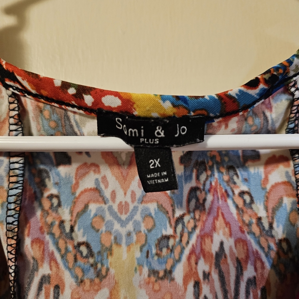 Colorful Sleeveless Maxi Dress - Picture 2 of 5